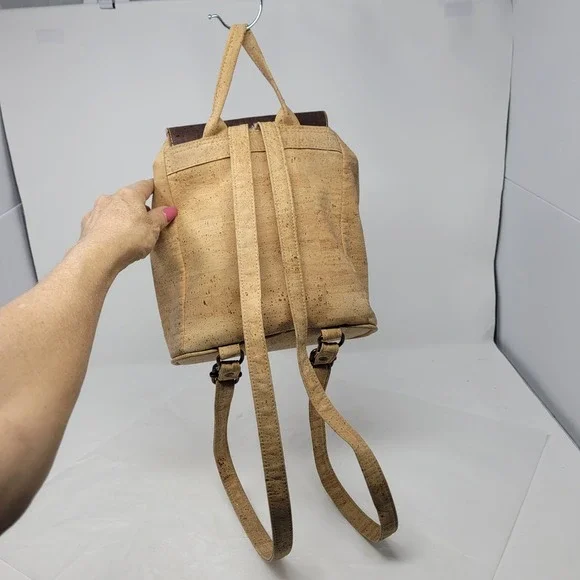 Montado Vegan Cork Backpack Two Toned Tan Brown Taco Flap Minimalist Western - Picture 8 of 12